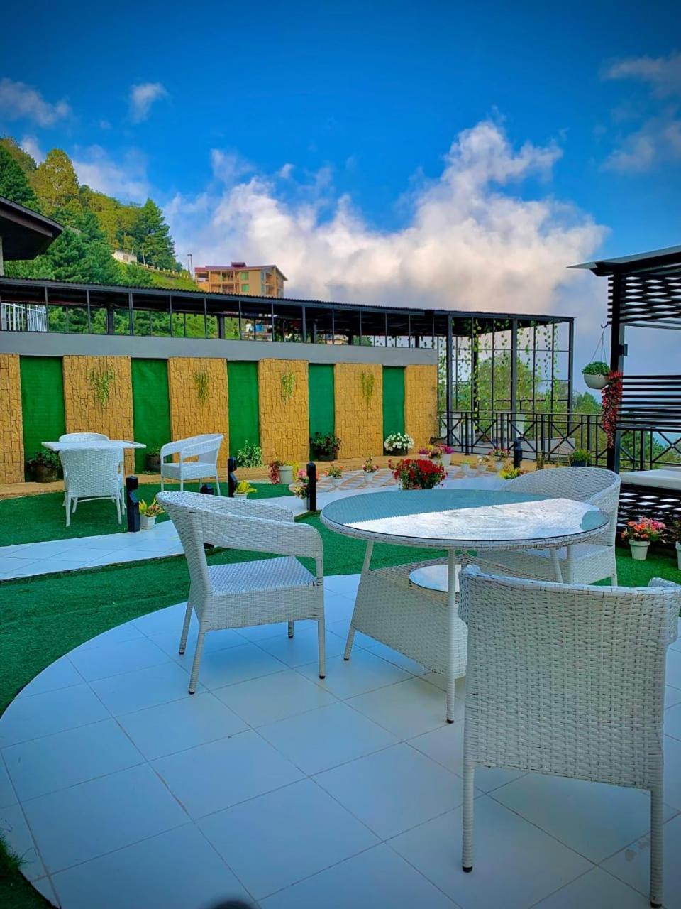 The Bliss Avenue Hotels 무레 외부 사진